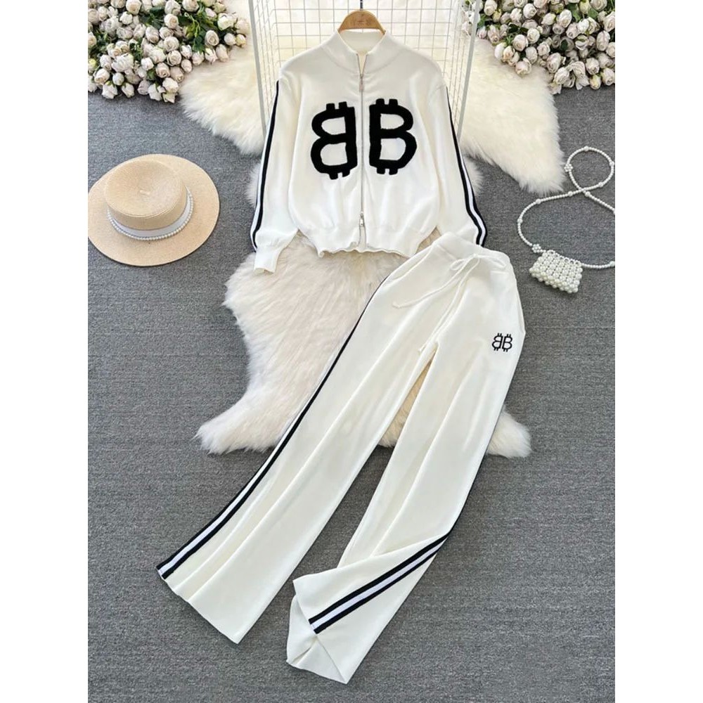 Summer Clothing List - Damski sweter ze stójką i zamkiem